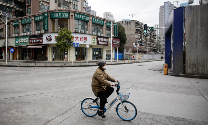 Trung Quốc có thể tử hình người cản trở nỗ lực chống dịch viêm phổi cấp